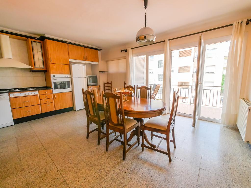 Agi Ferran 32 Apartment Росес Екстериор снимка